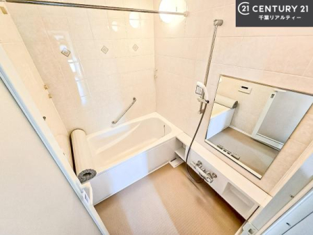 ���� 1���̔�����������Ɩ����Ă���闁���ł��B
�������̑f�G�ȃ����N�[�[�V�����ꏊ�ł��ˁB