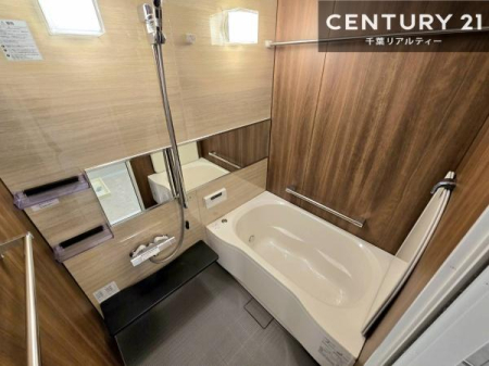 ���� �������������l�̕��͋C�̃o�X���[���́A�����o�Ă��ăo�X�^�C�����[���I
���d���撣���Ă��邲�J���ɂ��D�݂̓����̓����܂����āA�y����ł݂Ă͂������ł��傤���H