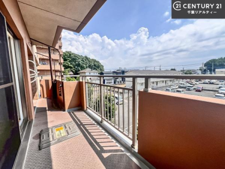 �o���R�j�[ �z������ǍD�ȃo���R�j�[�ł��I���ꂽ���ɂ͐�������n����J���I�Ȏ��Ԃ��y���߂܂��B