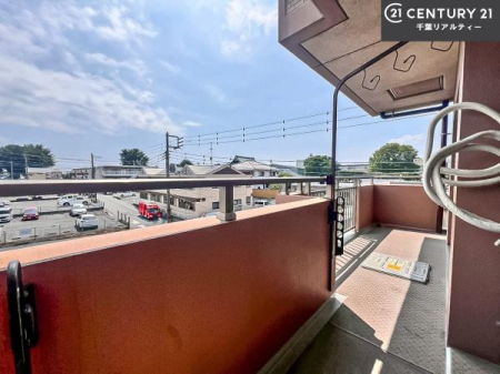 �Z�˂���̒��]�ʐ^ ���]�ǍD�ȃo���R�j�[�B���V�C�̂������ɂ̓o���R�j�[�ւłă��t���b�V������̂������ł��ˁI
�֎q��u���āA�����b�N�X�o�����Ԃɂ��Ă��ǂ��ł��ˁI