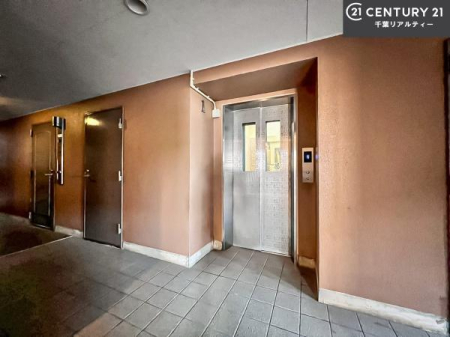 ���̑����p�� �G���x�[�^�[�����I
���������ɔ�ꂽ���◼��ɂ��ו��ł��炭�炭�A��ł������ł��ˁB