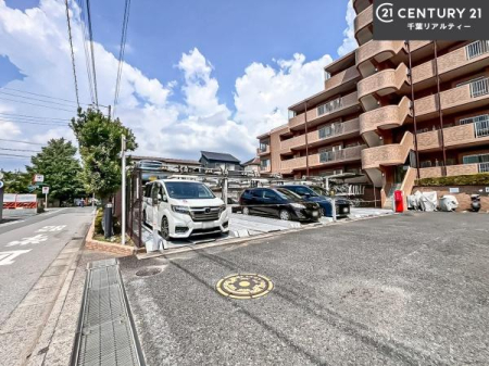  �ڂ����󂫏󋵂��m�肽���ꍇ�͂��C�y�ɂ��₢���킹���������I
���ӊ���A���q�l�̂���]�ɍ������������ꏏ�ɂ��ē���v���܂��B�Z��[���A�h�o�C�U�[�ɂ�邲���k������܂��B