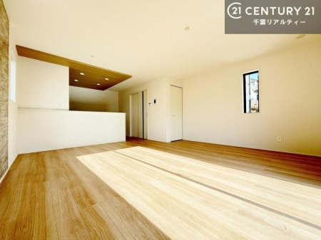 ���r���O ���ӊ���A���q�l�̂���]�ɍ������������ꏏ�ɂ��ē���v���܂��B�Z��[���A�h�o�C�U�[�ɂ�邲���k������܂��B���Ђ͂��₢���킹�ɑ��Ή����܂��I���҂������܂���I