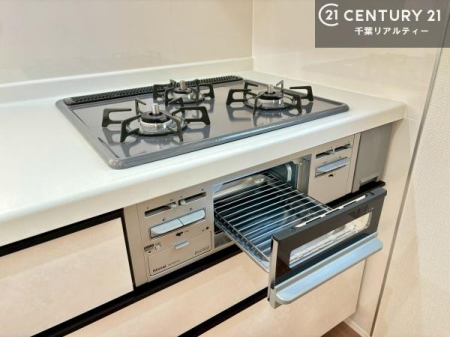 �L�b�`�� �R�����͎O������̂ł������̓����i�s���ł��܂��B
�������O�����t���ł��B�����X�y�[�X���L�X���Ă���׍�Ƃ����₷���I�g�����肪�ǂ��V�X�e���L�b�`���ł��I