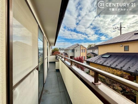 �o���R�j�[ �S��������o���R�j�[�ɏo����݌v�ŁA�ǂ��ɂ��Ă��O�Ƃ̂Ȃ������������S�n�悳������܂��B