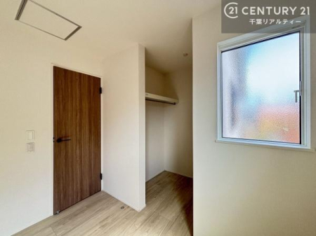 �m�� 2�ʍ̌����m�ۂ������邢�����́A���ʂ����ǂ��A���邭��ϋ��S�n�̗ǂ���ԂƂȂ��Ă���܂��B�����b�N�X���ĉ߂�����S�n�̗ǂ��������ł��I���̖ڊo�߂��X�b�L�����܂��ˁI