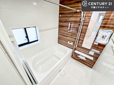 ���� �������������l�̕��͋C�̃o�X���[���́A�����o�Ă��ăo�X�^�C�����[���I
���d���撣���Ă��邲�J���ɂ��D�݂̓����̓����܂����āA�y����ł݂Ă͂������ł��傤���H