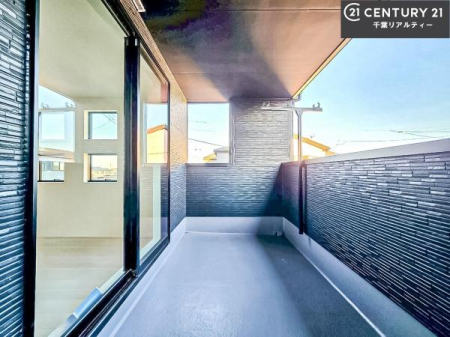 �o���R�j�[ �z������ǍD�ȃo���R�j�[�ł��I���ꂽ���ɂ͐�������n����J���I�Ȏ��Ԃ��y���߂܂��B