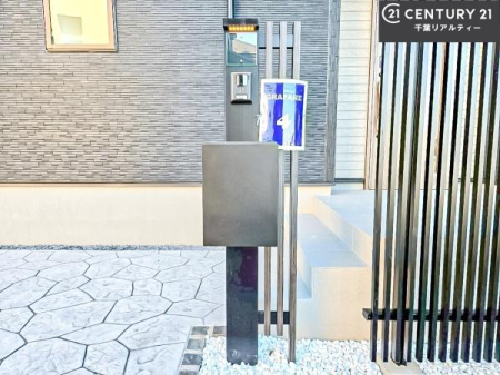 ���̑����n �����T���̂������E���v�]�E������ȂǁA���Ȃ�ƕ��ЃX�^�b�t�܂ł��\���t�����������I�s���Y�Ɋւ��邱�ƂȂ�A�ǂ̂悤�Ȃ��Ƃł����S���ӑΉ������Ē����܂��B
