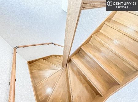 ���̑����� �K�i�͖��邭�萠������Ă��܂��B���q�l�₲�N�z�̕������S���Ă����p�����܂��ˁB