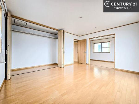 �Q�� ���[�͂̂���m���ł��B����������������L�X�Ǝg���ċC�������ǂ��ł��I
�L���C�Ȗ��邢�������ŉ߂����̂́A�X�ɂ̂�т�������ł��܂��ˁI