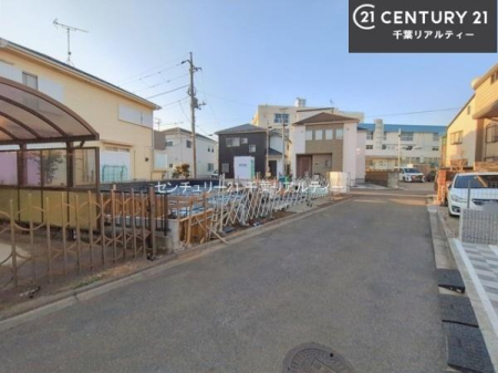 �O�ʓ��H�܂ތ��n�ʐ^ ���ӊ���A���q�l�̂���]�ɍ������������ꏏ�ɂ��ē���v���܂��B�Z��[���A�h�o�C�U�[�ɂ�邲���k������܂��B���Ђ͂��₢���킹�ɑ��Ή����܂��I���҂������܂���I