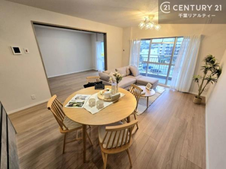 ���r���O �����͐V�K���t�H�[���ς݂Ŕ������d�オ��B����肩������܂Œ��J�Ɏ肪�������A���K�ŋC�����̗ǂ���Ԃ��L����܂��B�����ɐV�������n�߂�����@�ł��B