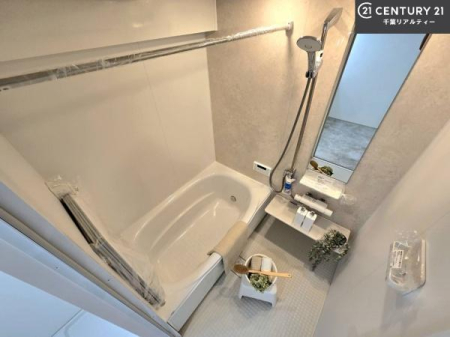 ���� �L�X�o�X�ň���̔������t���b�V���B�����L�΂���̂ŁA�����ɂ��������ƐZ����܂��ˁI�����̃o�X�^�C�����y���݂ɂȂ�܂��I