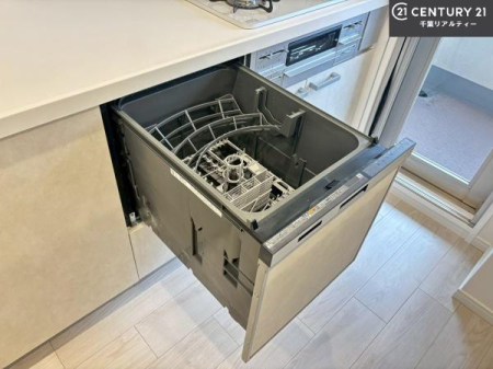 �L�b�`�� �H��@�t���I�Z��������~��͎�r��h�~�Ƃ��đ劈�􂵂܂��I�r���g�C���d�l�Ȃ̂ŁA�ꏊ����炸�����X�y�[�X���L���g���Ď�ۂ悭��Ƃ��o���܂��I