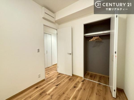 �m�� ���[�X�y�[�X�����Ă��܂��I�������X�b�L�����ڂ��鎖���ł��܂��ˁB
�Ƌ��I�΂Ȃ��V���v���ȃf�U�C���ׁ̈A�Ƌ��I�΂����C�ɓ���̋�ԍ�肪�ł������ł��ˁB