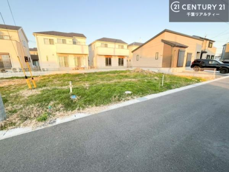 ���n�y�n�ʐ^ ������������Z��X�A���͂ɂ͍����������Ȃ��A�󂪍L���J����������A
�z�����傫���Ղ��邱�Ƃ�����܂���B�C�����̗ǂ������ʂ蔲����X���݂ł�
