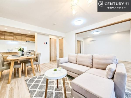 ���r���O �S�n�ǂ����r���O�͉Ƒ������R�ƏW�܂�܂��B�Ƒ��c�R�̎��Ԃ����������ł��B���Ƒ��ƁA����w�[���������Ԃ��߂��������ł��ˁB���邭�J���I�ȋ�Ԃł��B