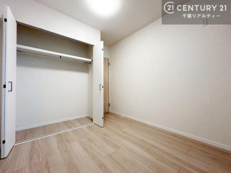 �m�� ���[�X�y�[�X�����Ă��܂��I�������X�b�L�����ڂ��鎖���ł��܂��ˁB
�Ƌ��I�΂Ȃ��V���v���ȃf�U�C���ׁ̈A�Ƌ��I�΂����C�ɓ���̋�ԍ�肪�ł������ł��ˁB