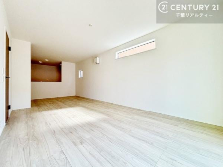 ���r���O �L�X���r���O�_�C�j���O�X�y�[�X�I������肨�H���B�΂��������y�������Ԃ��߂����܂��B���X�̔���������܂��I
�z�V���Еt�����֗��ł��I