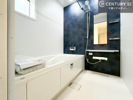 ���� �������������l�̕��͋C�̃o�X���[���́A�����o�Ă��ăo�X�^�C�����[���I
���d���撣���Ă��邲�J���ɂ��D�݂̓����̓����܂����āA�y����ł݂Ă͂������ł��傤���H