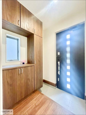 ���� �y���d�l�z�V���[�Y�{�b�N�X�t���Ȃ̂ŁA���ւ��Еt�����|�������₷���ł��I
�X�b�L���������ւŌ˂��J�����u�ԁA�������̂���S�n������Ԃ��o�}���Ă���܂��B
