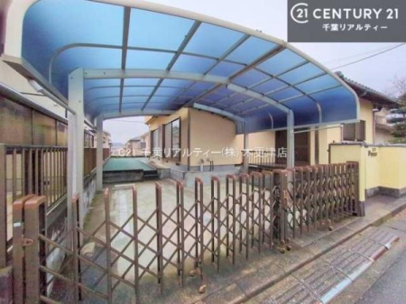 ���ԏ� ���ԃX�y�[�X��2�䕪����܂��I�Z�J���h�J�[�͂������A�o�C�N�⎩�]�ԂȂǂ��u���ꏊ�ɍ���܂���B