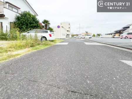 �O�ʓ��H�܂ތ��n�ʐ^ ���ӊ���A���q�l�̂���]�ɍ������������ꏏ�ɂ��ē���v���܂��B�Z��[���A�h�o�C�U�[�ɂ�邲���k������܂��B���Ђ͂��₢���킹�ɑ��Ή����܂��I���҂������܂���I