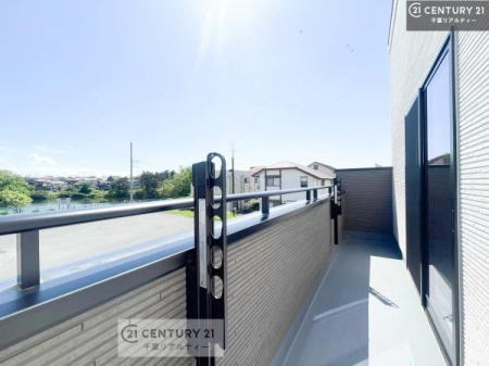 �o���R�j�[ �z������ǍD�ȃo���R�j�[�ł��I���ꂽ���ɂ͐�������n����J���I�Ȏ��Ԃ��y���߂܂��B