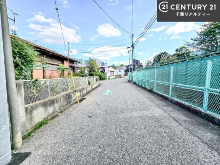 �O�ʓ��H�܂ތ��n�ʐ^ ���ӊ���A���q�l�̂���]�ɍ������������ꏏ�ɂ��ē���v���܂��B�Z��[���A�h�o�C�U�[�ɂ�邲���k������܂��B���Ђ͂��₢���킹�ɑ��Ή����܂��I���҂������܂���I