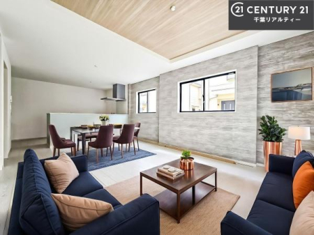 ���r���O �Ƌ��CG�p�[�X�ł��B��؂ȉƑ����W�܂邩�炱��LDK�ɂ͂�����肽���B
�q�����������C�ɏ΂��Ȃ��瑖�����Ă���p�����������u�L���Ƃɂ��ėǂ������v�Ǝv���u�Ԃł��B