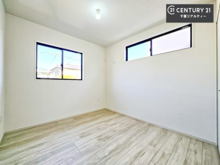 �m�� 2�ʍ̌����m�ۂ������邢�����́A���ʂ����ǂ��A���邭��ϋ��S�n�̗ǂ���ԂƂȂ��Ă���܂��B�����b�N�X���ĉ߂�����S�n�̗ǂ��������ł��I���̖ڊo�߂��X�b�L�����܂��ˁI