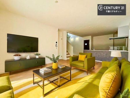 ���r���O �Ƌ��CG�p�[�X�ł��B�S�n�ǂ����r���O�͉Ƒ������R�ƏW�܂�܂��B�Ƒ��c�R�̎��Ԃ����������ł��B���Ƒ��ƁA����w�[���������Ԃ��߂��������ł��ˁB