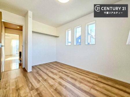 �q������ �V���v���Ƀf�U�C������Ă��邽�߁A�Ƌ��I�т܂���I
���C�ɓ���̉Ƌ��u���Ă��낰���Ԃ���邱�Ƃ��ł��܂��B