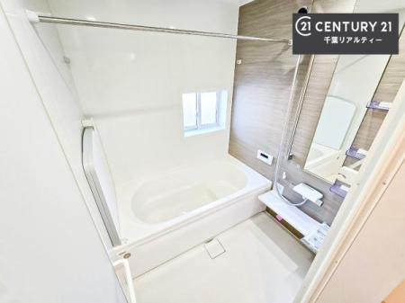 ���� �������������l�̕��͋C�̃o�X���[���́A�����o�Ă��ăo�X�^�C�����[���I
���d���撣���Ă��邲�J���ɂ��D�݂̓����̓����܂����āA�y����ł݂Ă͂������ł��傤���H