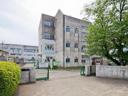 ���ӊ� �y���w�Z�z�l�X���s�����،����w�Z�F1900m