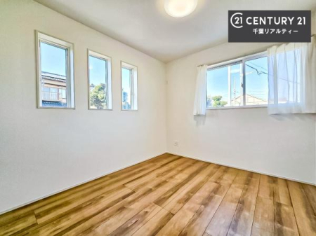 �m�� 2�ʍ̌����m�ۂ������邢�����́A���ʂ����ǂ��A���邭��ϋ��S�n�̗ǂ���ԂƂȂ��Ă���܂��B�����b�N�X���ĉ߂�����S�n�̗ǂ��������ł��I���̖ڊo�߂��X�b�L�����܂��ˁI