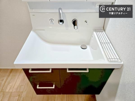 ���ʑ�E���ʏ� �[�����ʑ�{�E���́A�������˂ɂ����̂ł�����ꂪ�y�X�I���������ۂĂ܂��I
�L���C�Ȑ��ʏ��Ŏ��������̃��`�x�[�V�������オ��܂��ˁI