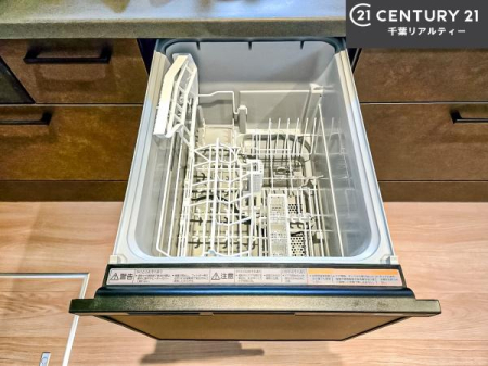 �L�b�`�� �H��@�t���I�Z��������~��͎�r��h�~�Ƃ��đ劈�􂵂܂��I�r���g�C���d�l�Ȃ̂ŁA�ꏊ����炸�����X�y�[�X���L���g���Ď�ۂ悭��Ƃ��o���܂��I