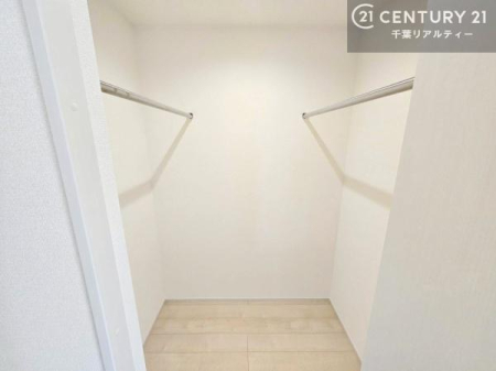 ���[ �E�H�[�N�C���N���[�[�b�g�t���ł��B��������̂��m���Ȃǂ����[���Ă��������ł��ˁI���ɂ���@�������ȂǋG�ߕ��̑傫�ȉƓd�����[�ł��܂��I