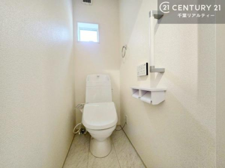 �g�C�� �������֍��ɂ��A�~��͕֍����g�����ł���̂ŗ₽���֍��ɍ��炸�ɍςފ������d�l�ł��I