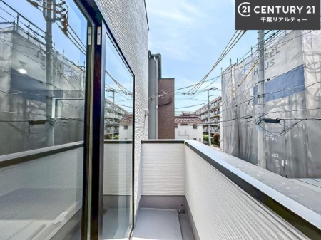 �o���R�j�[ �z������ǍD�ȃo���R�j�[�ł��I���ꂽ���ɂ͐�������n����J���I�Ȏ��Ԃ��y���߂܂��B