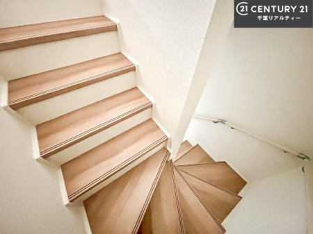 ���̑����� �K�i�͖��邭�萠������Ă��܂��B���q�l�₲�N�z�̕������S���Ă����p�����܂��ˁB