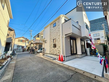 �O�ʓ��H�܂ތ��n�ʐ^ �O�ʓ��H��4���I�z����ǍD�ȗ��n�ł��B
�Ԍɓ��ꂪ���ȕ������S�ł��ˁB