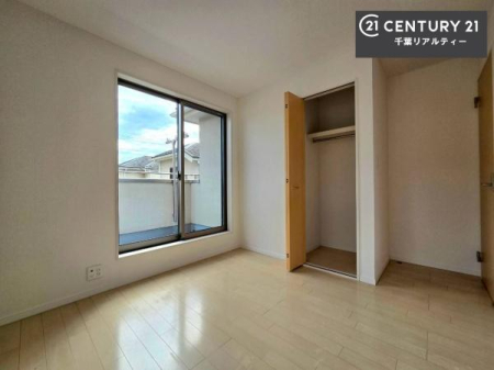 ���r���O�ȊO�̋��� �V���v���Ƀf�U�C������Ă��邽�߁A�Ƌ��I�т܂���I
���C�ɓ���̉Ƌ��u���Ă��낰���Ԃ���邱�Ƃ��ł��܂��B