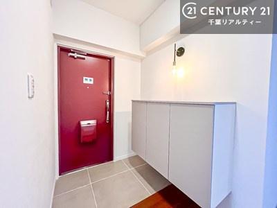 ���� �V���[�Y�{�b�N�X�t���Ȃ̂ŁA���ւ��Еt�����|�������₷���ł��I
�X�b�L���������ւŌ˂��J�����u�ԁA�������̂���S�n������Ԃ��o�}���Ă���܂��B