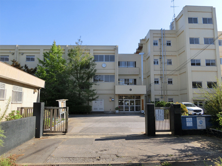 ���ӊ� �y���w�Z�z��t�s���������䏬�w�Z�F1067m