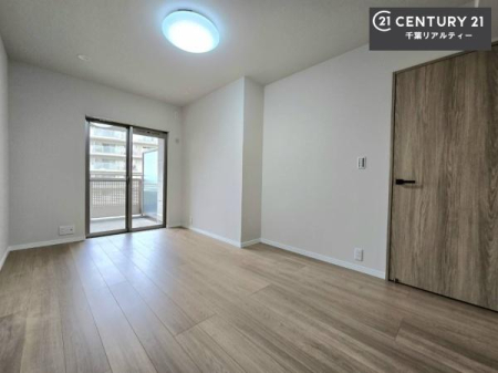 ���̑� �u���̕����C�ɂȂ�I�v�u�������Ăǂ�ȏ��H�v�u�����Əڂ����m�肽���I�v�Ǝv������A���C�y�ɂ����k���������B