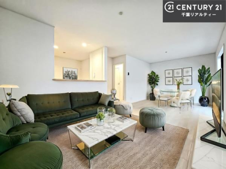 ���r���O �Ƌ��CG�p�[�X�ł��I�S�n�ǂ����r���O�͉Ƒ������R�ƏW�܂�܂��B�Ƒ��c�R�̎��Ԃ����������ł��B���Ƒ��ƁA����w�[���������Ԃ��߂��������ł��ˁB�㕔�����Ŗ��邭�J���I�ȋ�Ԃł��B