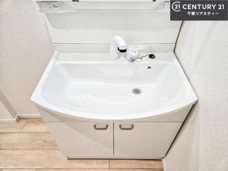 ���ʑ�E���ʏ� �����L�����ʑ�{�E���́A�������˂ɂ����̂ł�����ꂪ�y�X�I���������ۂĂ܂��I
�L���C�Ȑ��ʏ��Ŏ��������̃��`�x�[�V�������オ��܂��ˁI